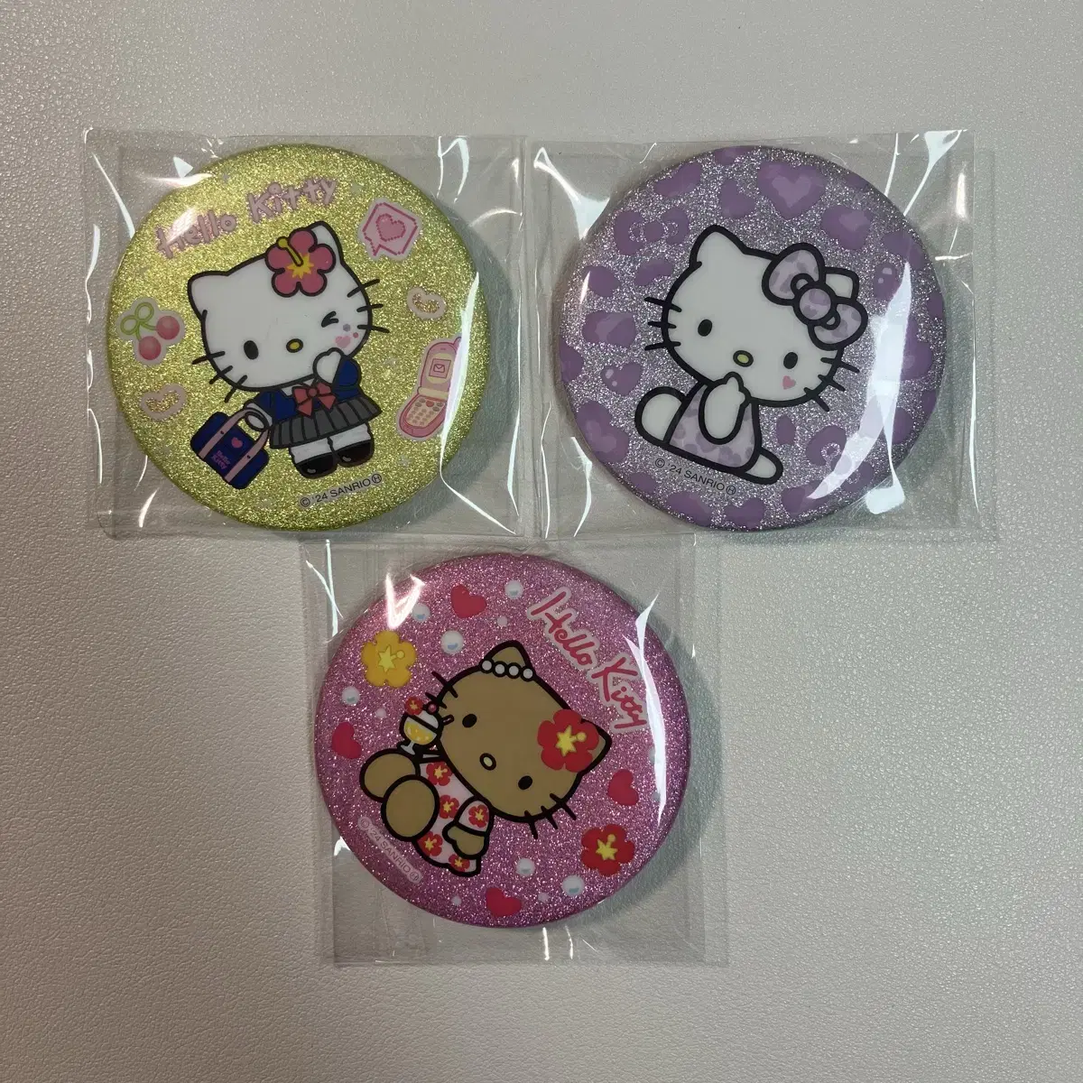 GOGO Gyaru Kitty Random Glitter Badge buncheol (New)