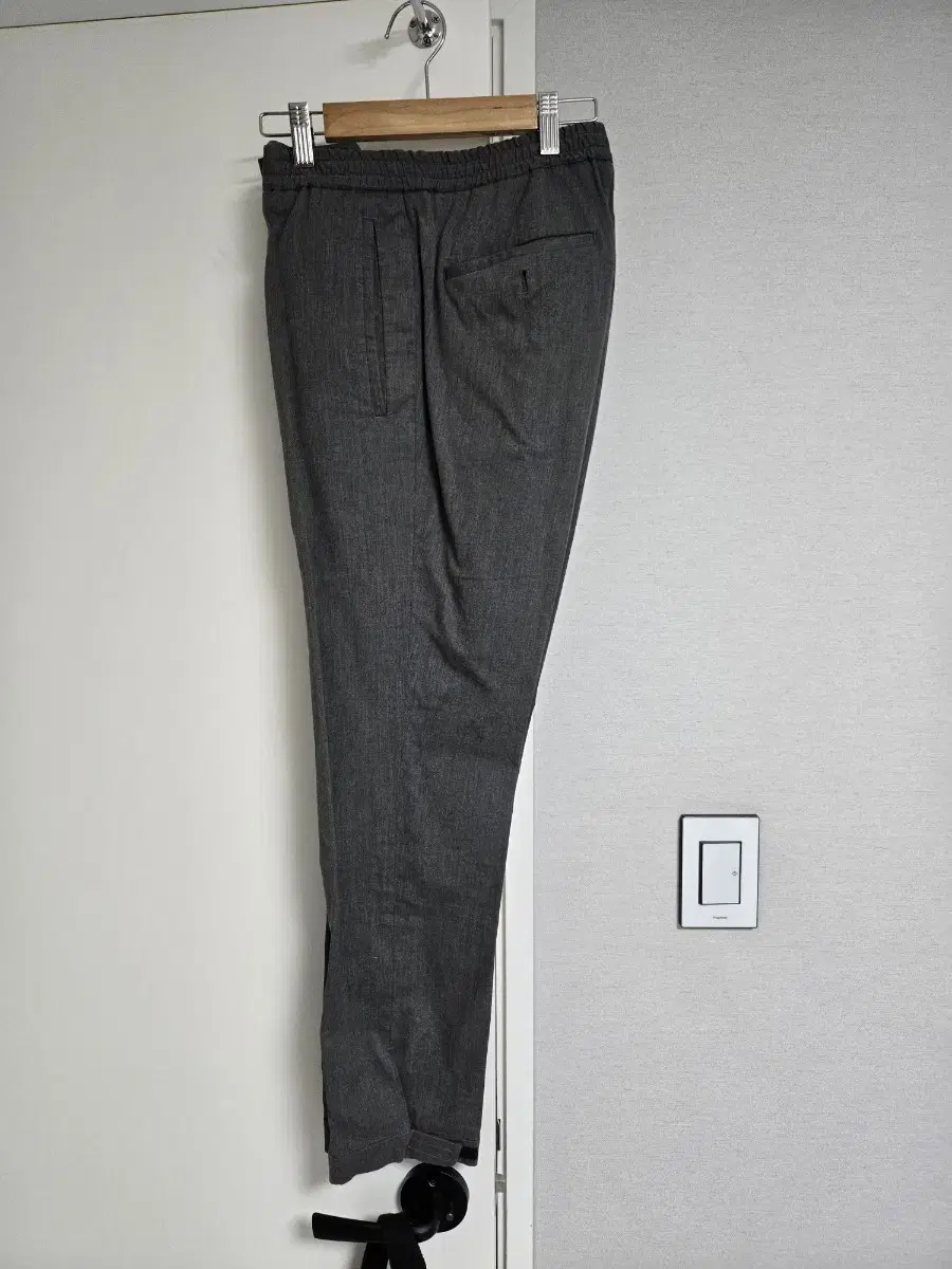 Solid homme slacks size 46