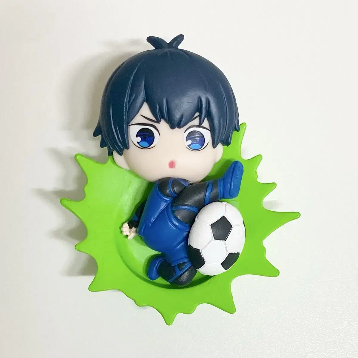 BLUELOCK Isagi Yoichi Figure Magnet Butchmas Relief Gacha Magnet