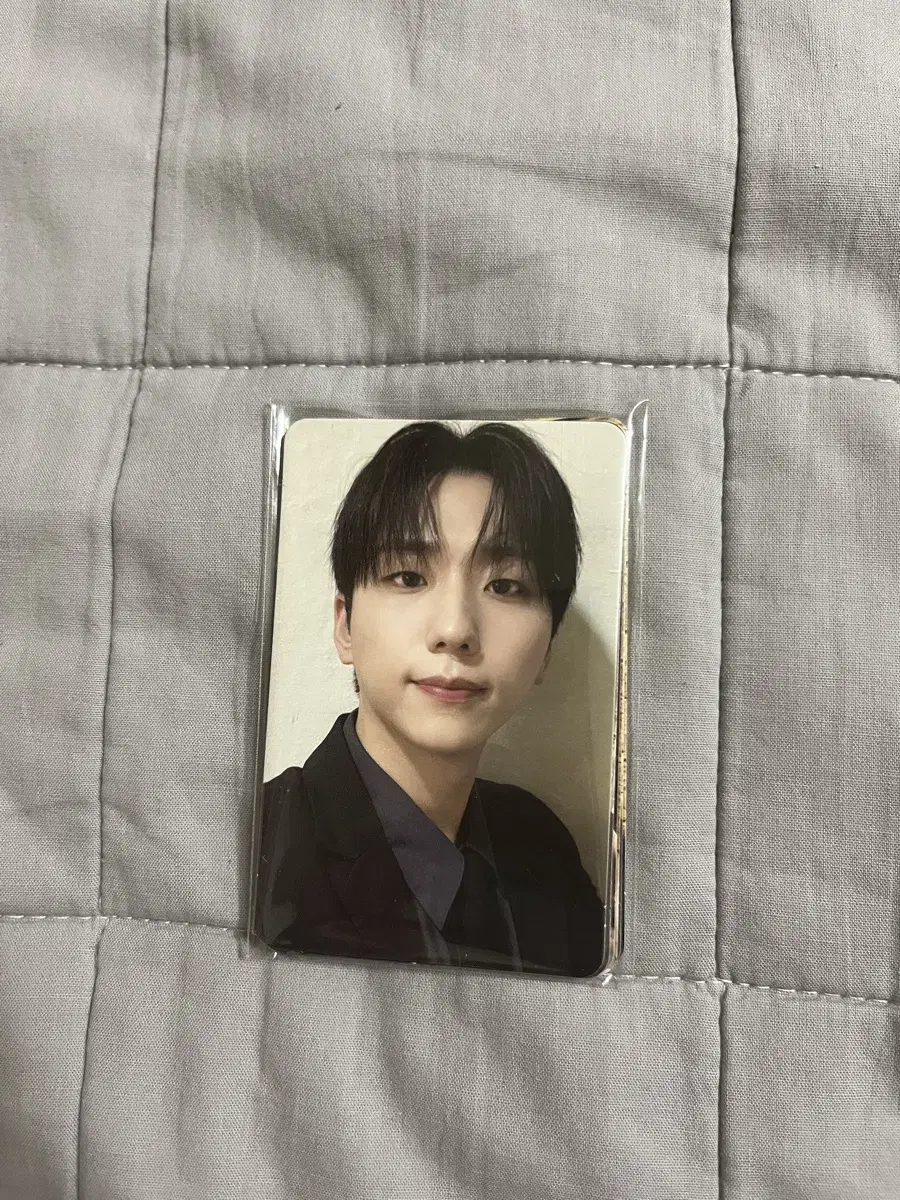 EDIZ Lip & Fall Jungkong Entrance Photocard