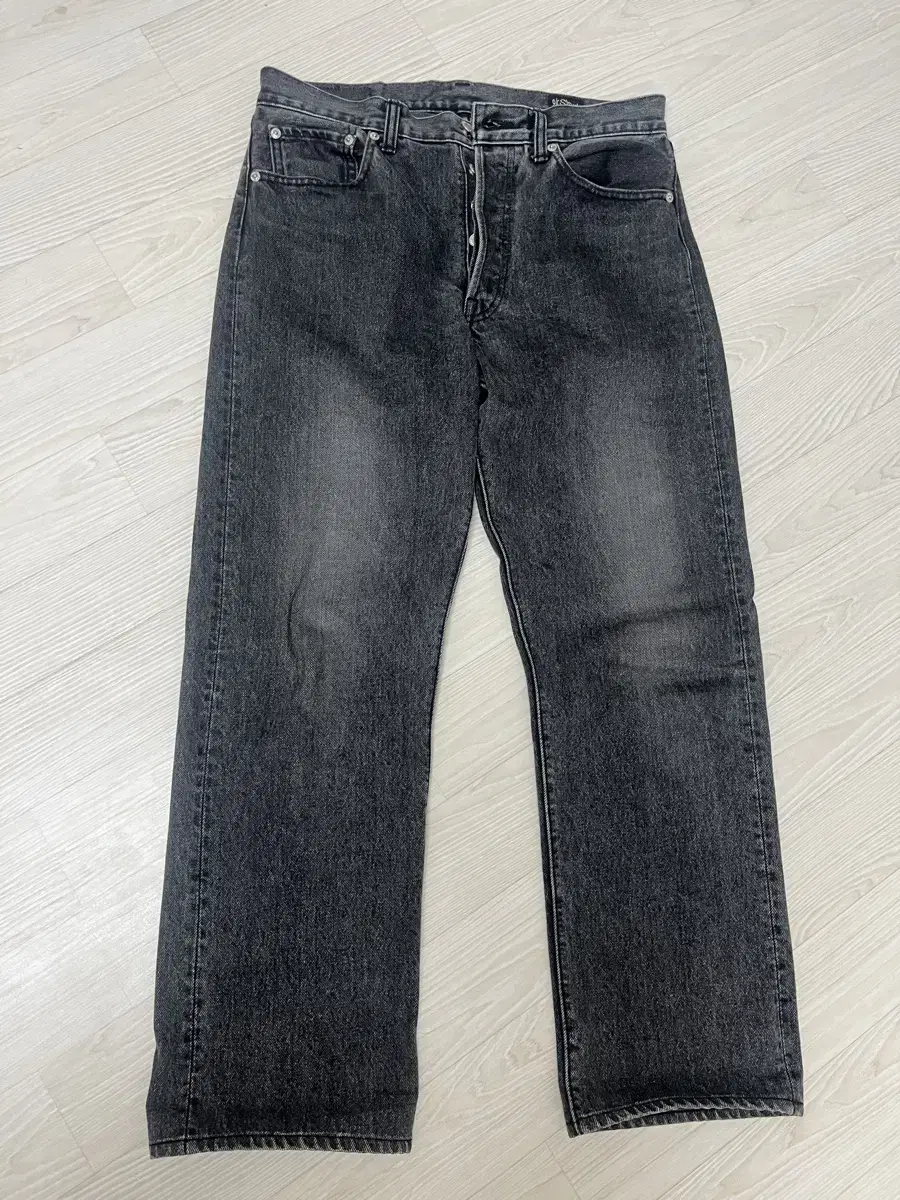 [2] Oarslow 105W Blackstone Denim