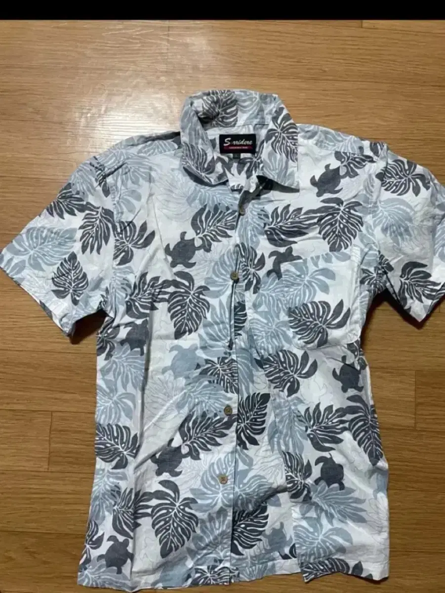 Hawaiian Short Sleeve Shirt