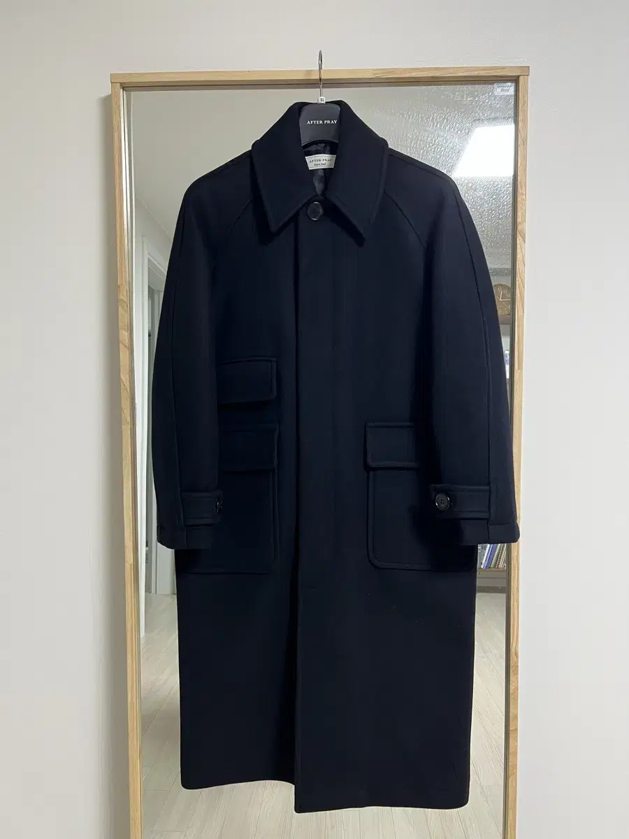 After Fray Tourist Balmacan Coat