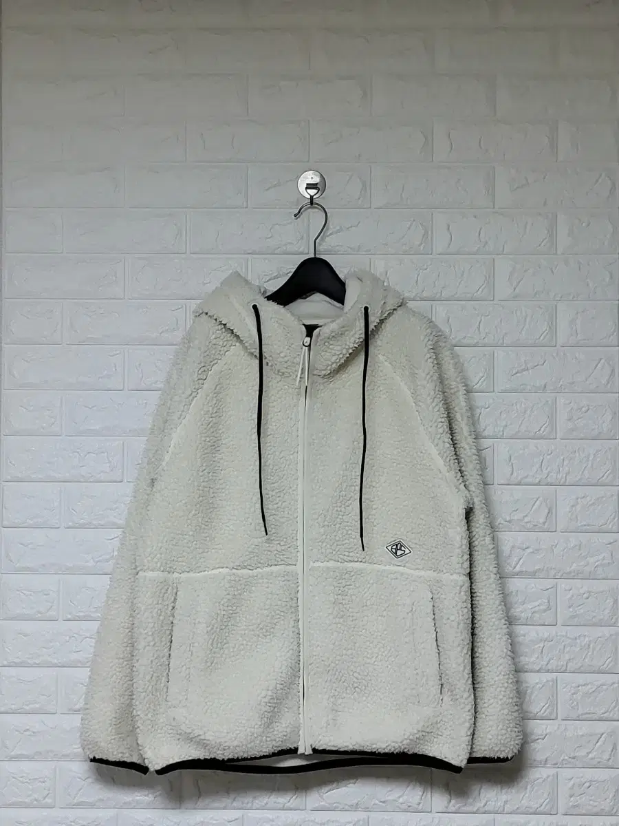 Vinpaul Pogl's Hooded Zip Up