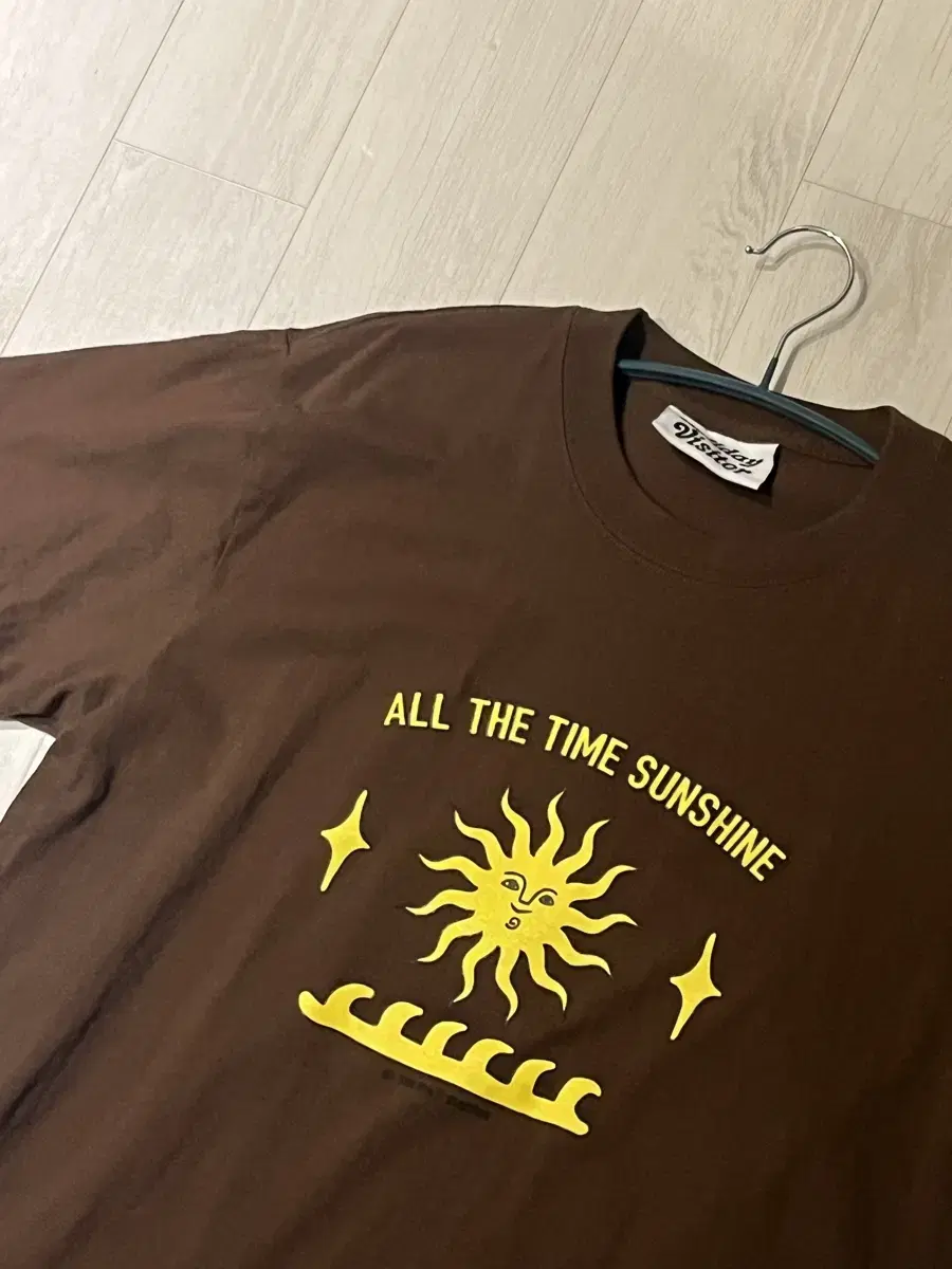 Graphic Short Sleeve Tee Brown