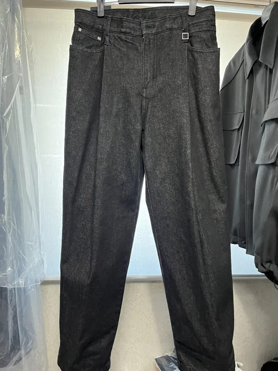 [48] Wooyoungmi 22FW One-Tuck Wide Leg Pants Black