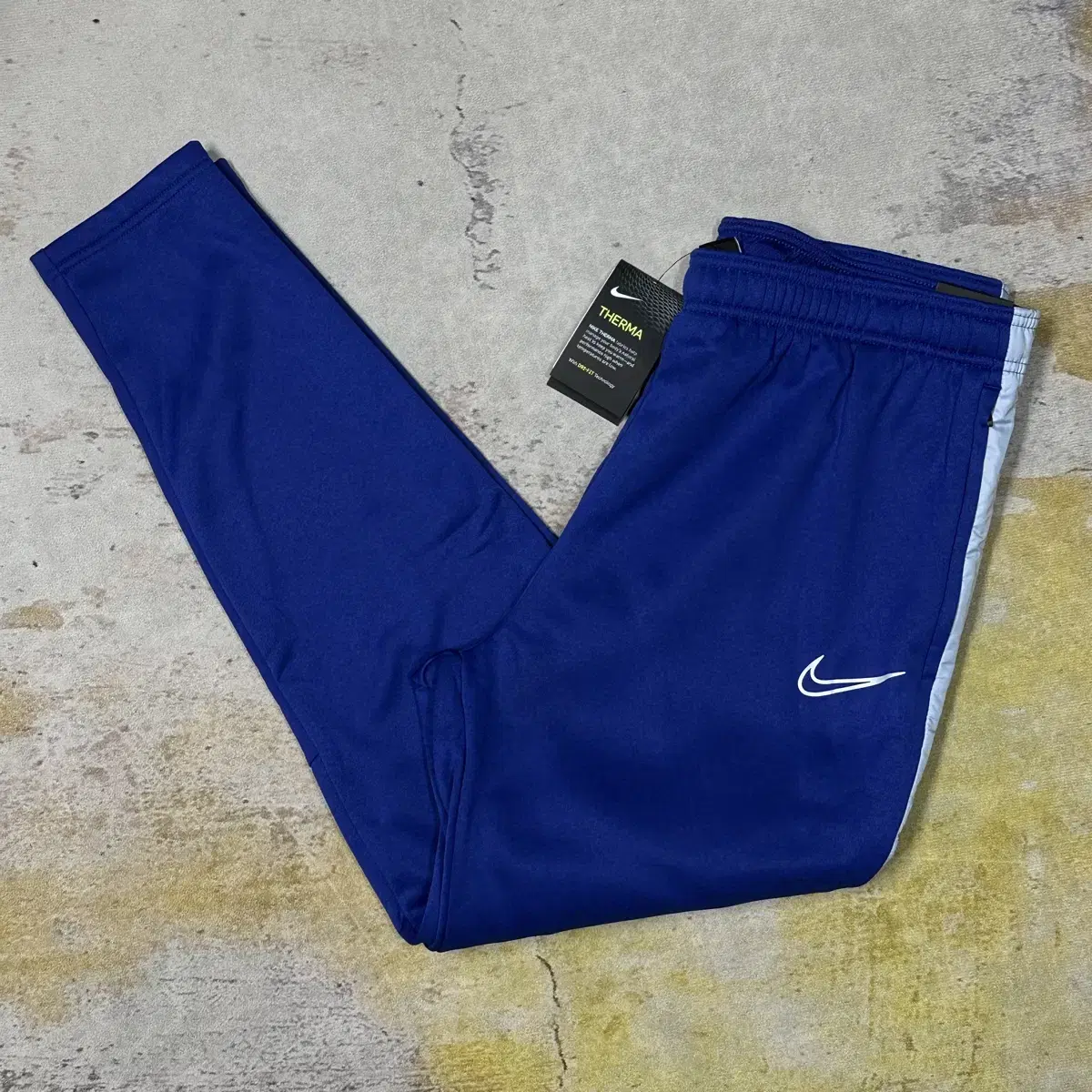 Nike Swoosh Brushed Track Pants