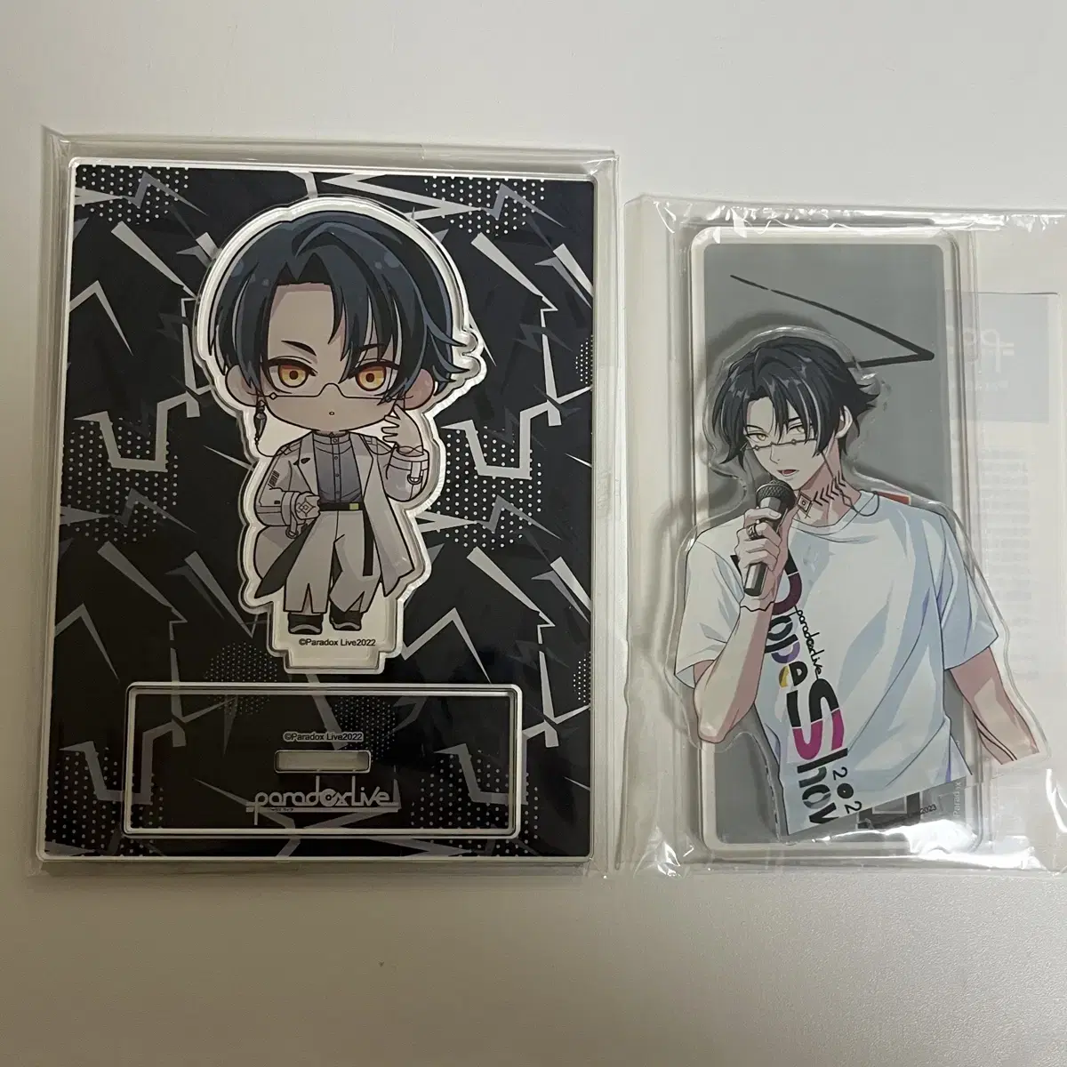 Bulk) Paralai Inmate Itsuki Acrylic Stand Dopsho Dopsho SdAcrylic