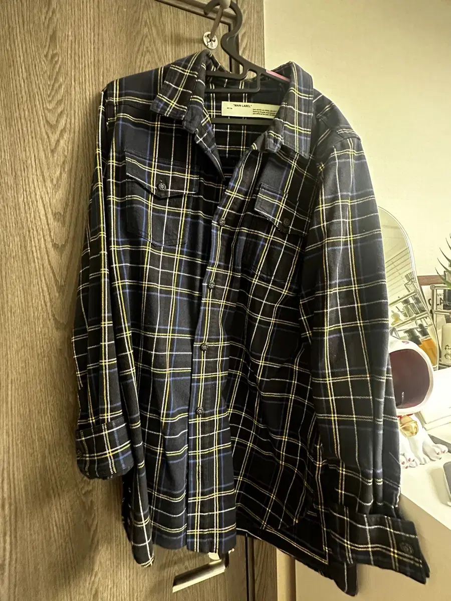 Off-white flannel shirt size L for sale