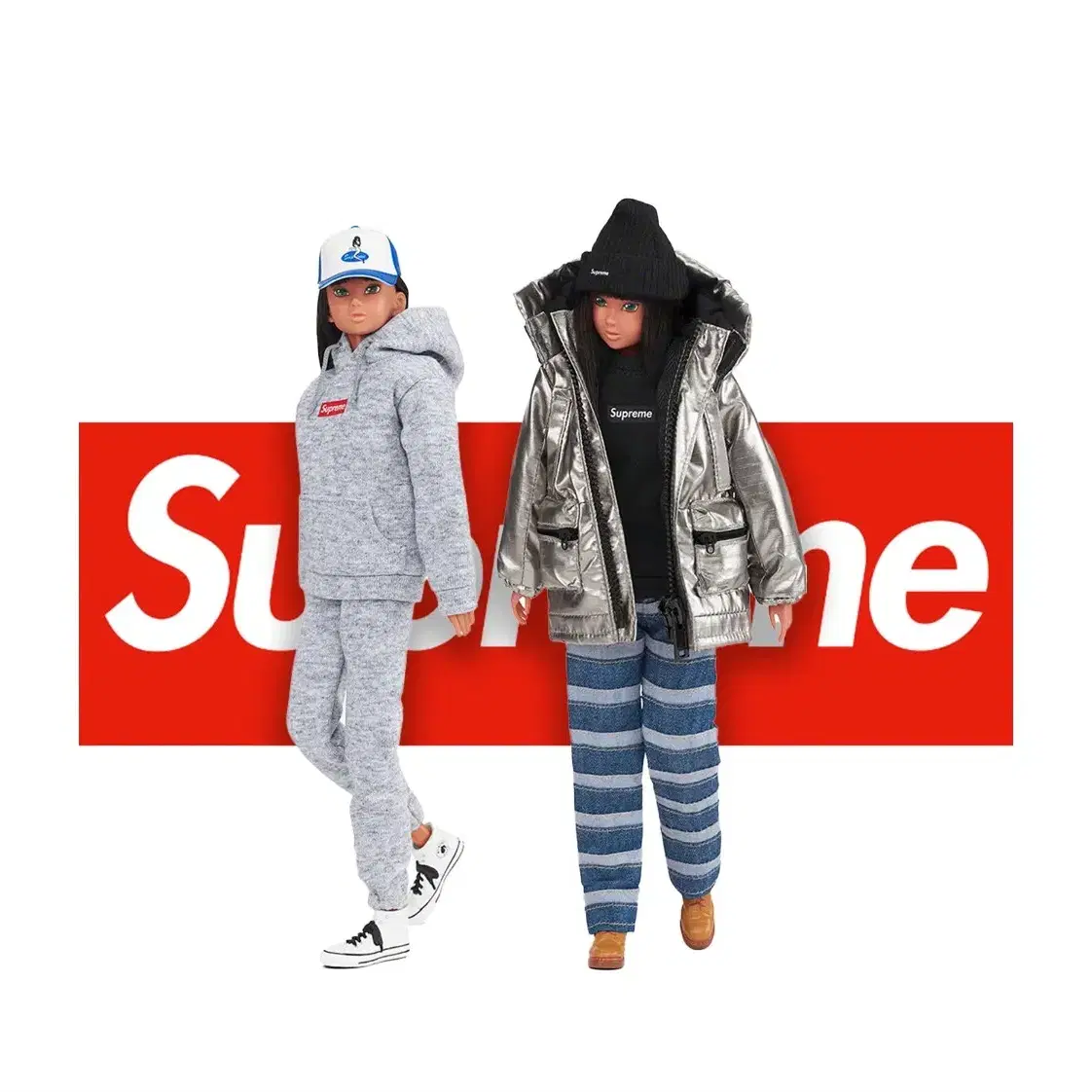 22FW Supreme X Momoko doll슈프림 X 모모코돌 새상품