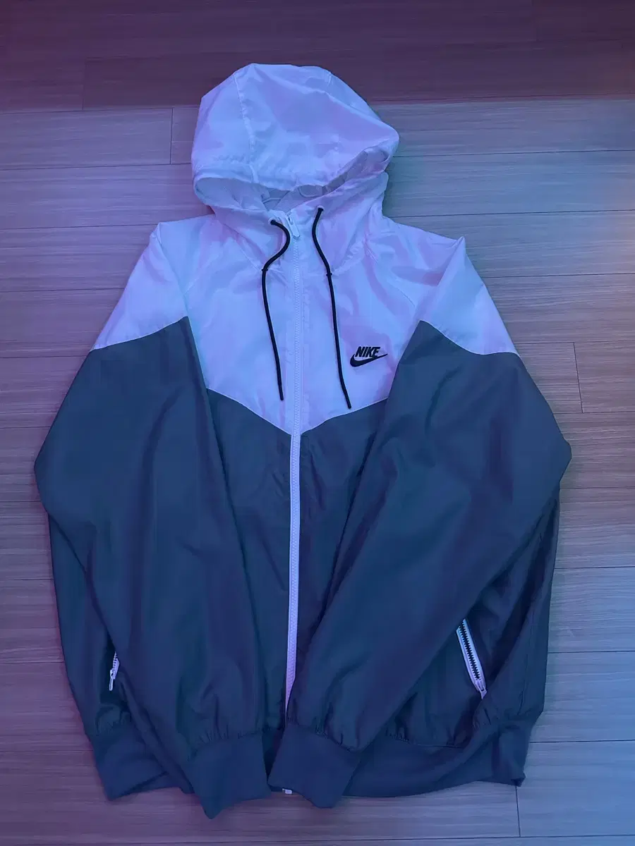 Nike Wondrunner Windbreaker