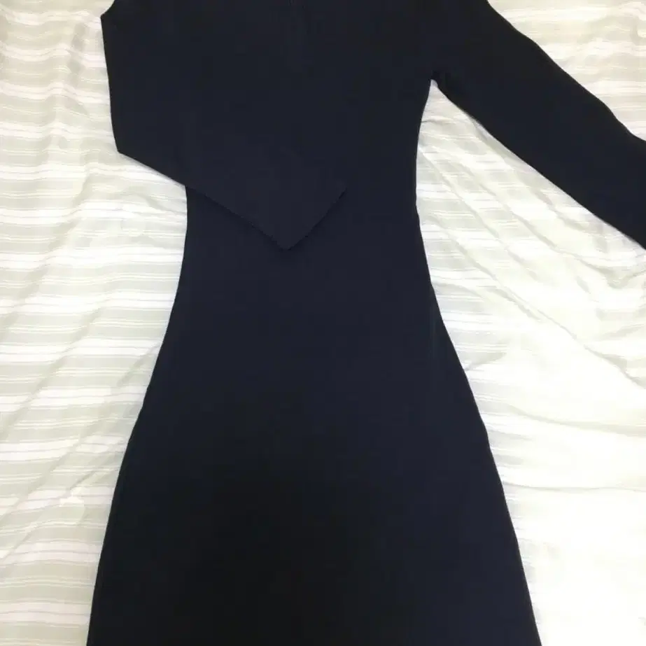 글로니 3/4 BUTTON FLY MINI DRESS (NAVY)