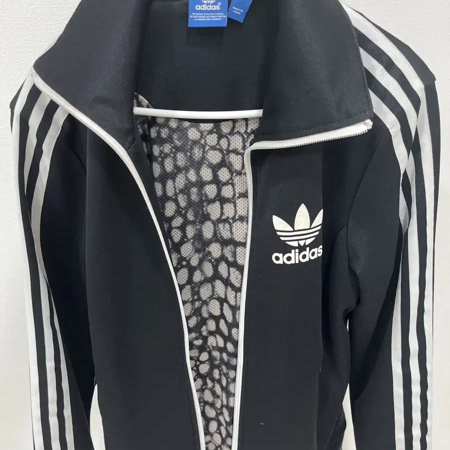 아디다스 ADIDAS 빈티지 딱붙 져지