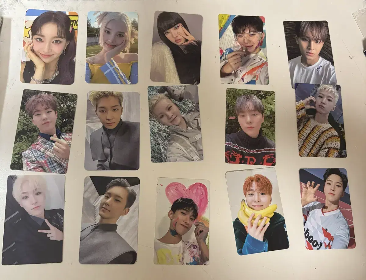 Seventeen,Stayc photocard sells