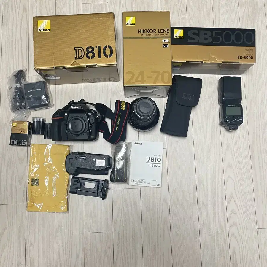 니콘 d810  sb-5000 2470n vr  팝니다.