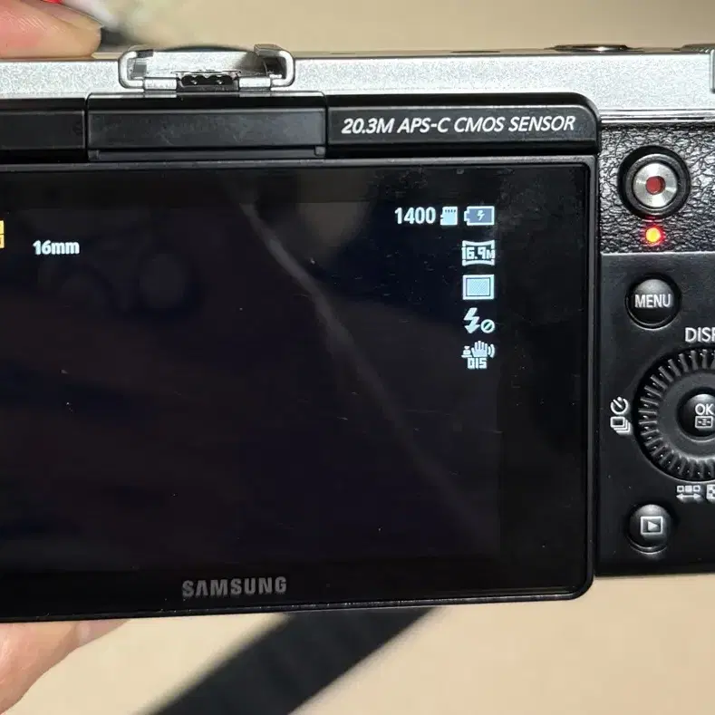 삼성 미러리스 카메라 NX3000