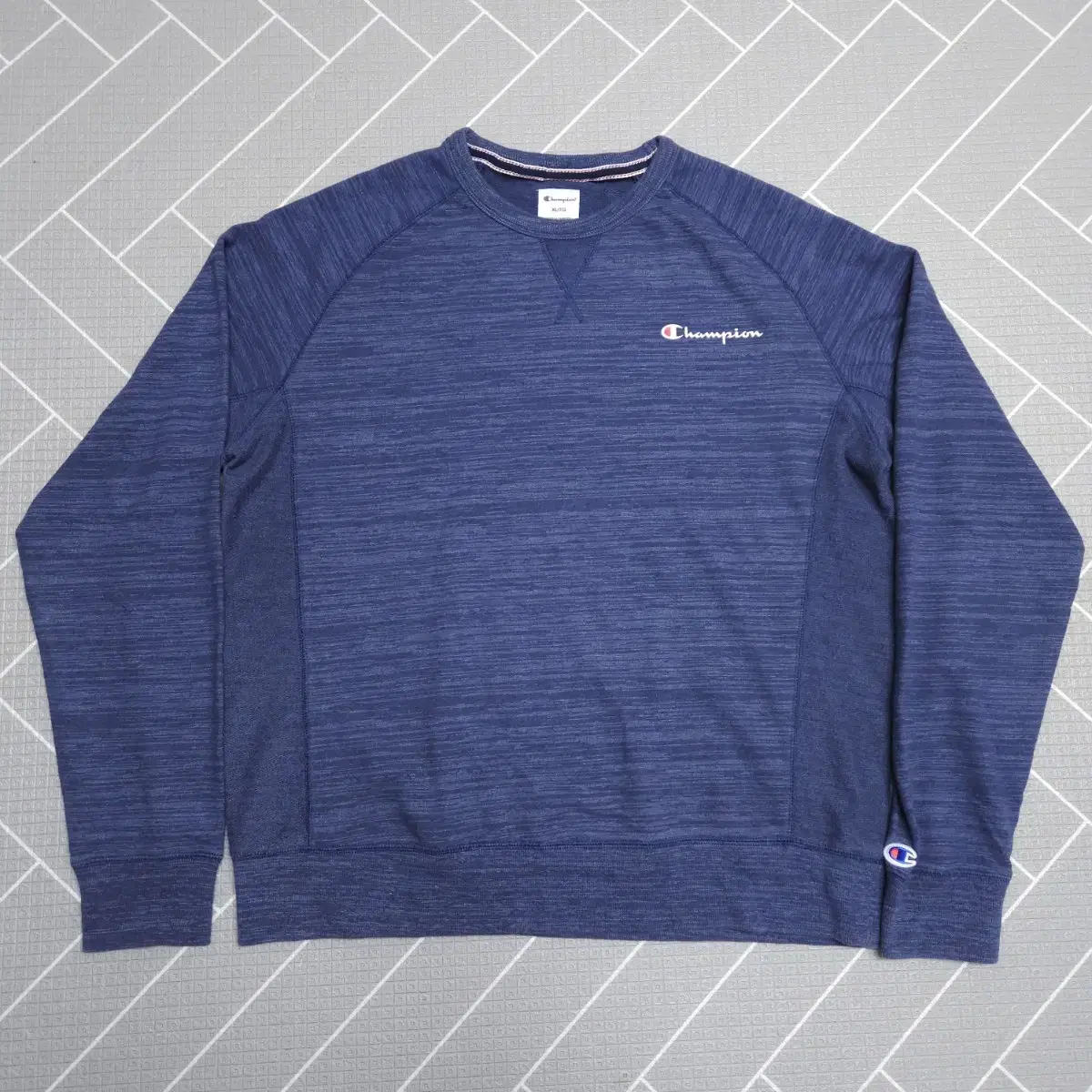 Champion Navy Man-to-Man XL Status Goods