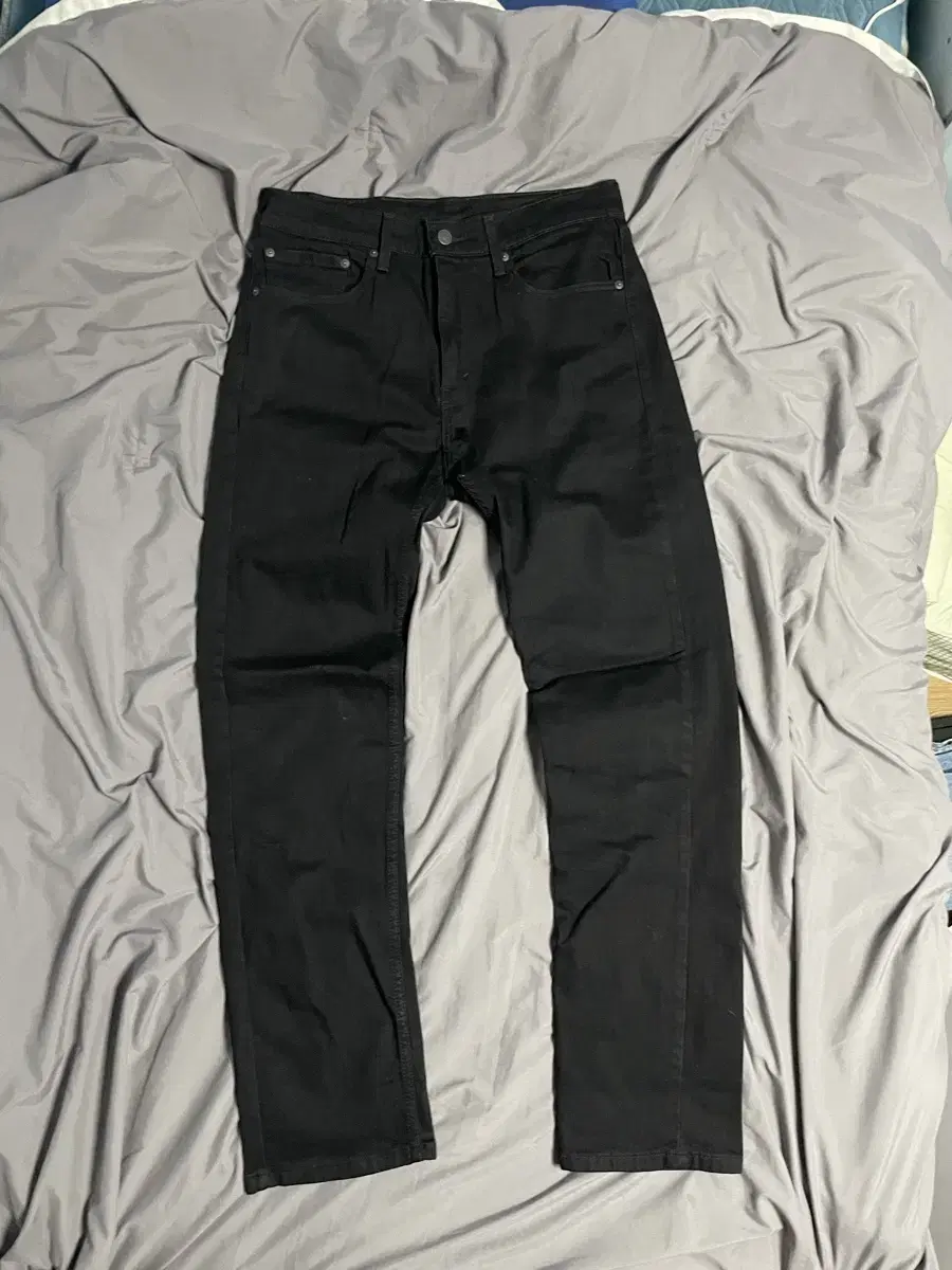 Levi's 505 Black Denim Regular Fit Size 32