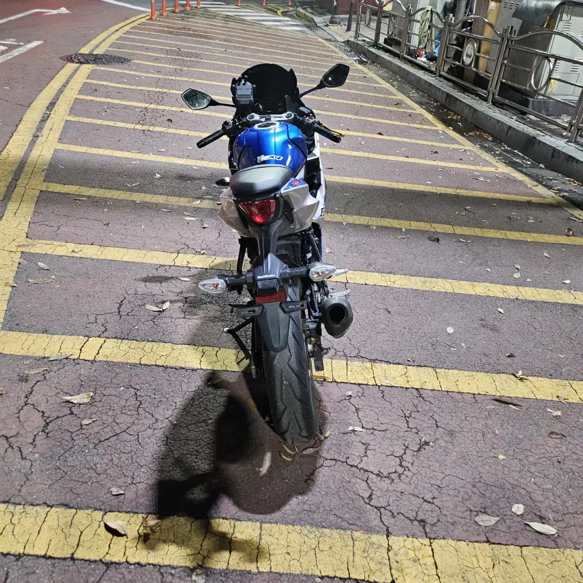 스즈키gsxr125