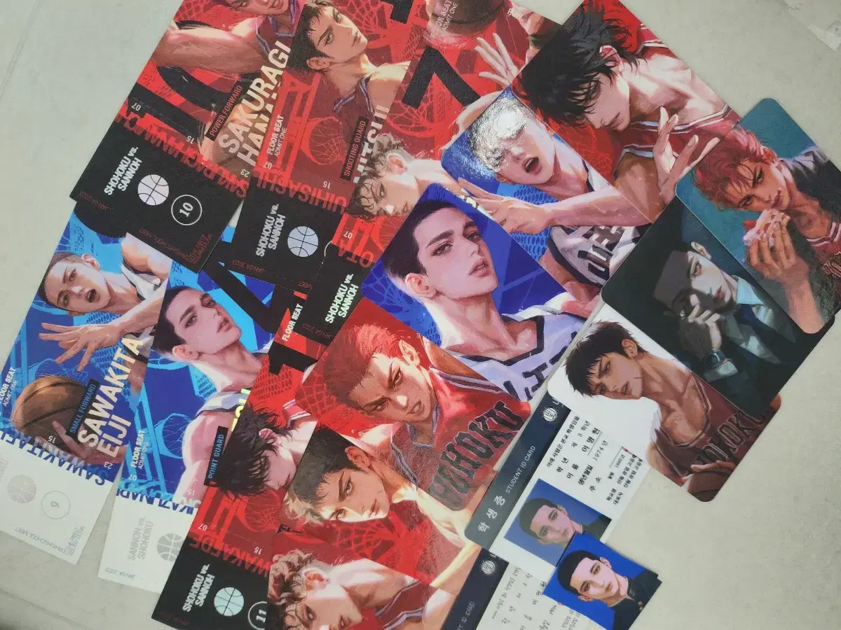 I sell SLAM DUNK Nong Q merchandise at bulk.