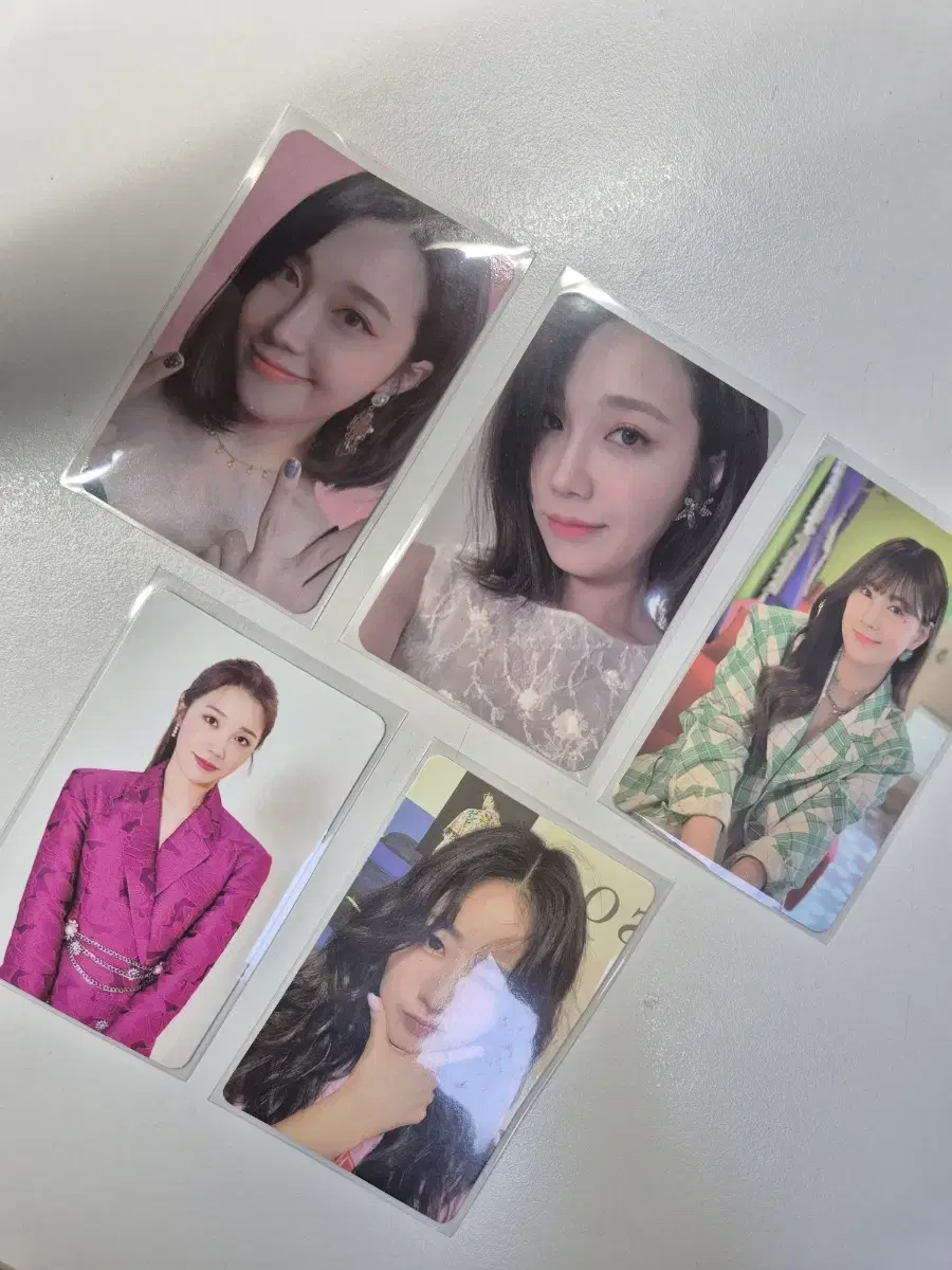 Apink jung eunji yoon bomi oh hayoung photocard bulk Besson included sold (discount available)