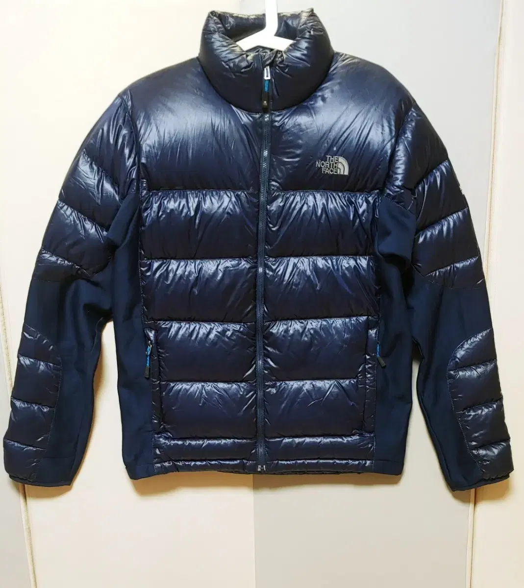 [L] The North Face Summit Lightweight Padded Jumper Darkguncheong491