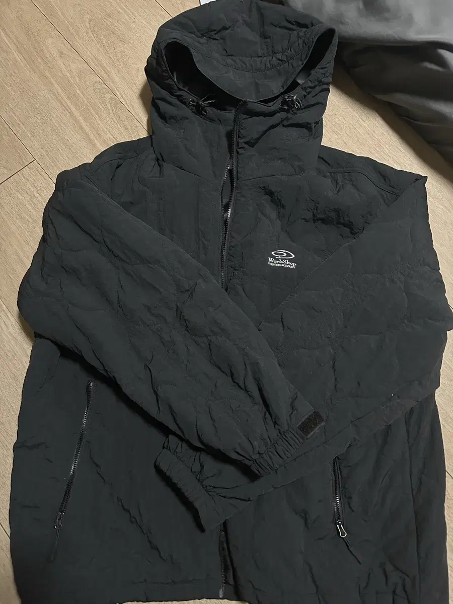 Travel Lightweight Padded Windbreaker