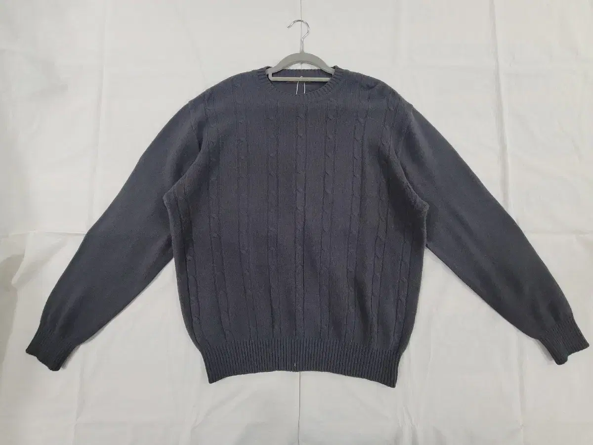 ARAMIS 100% Wool Knit L