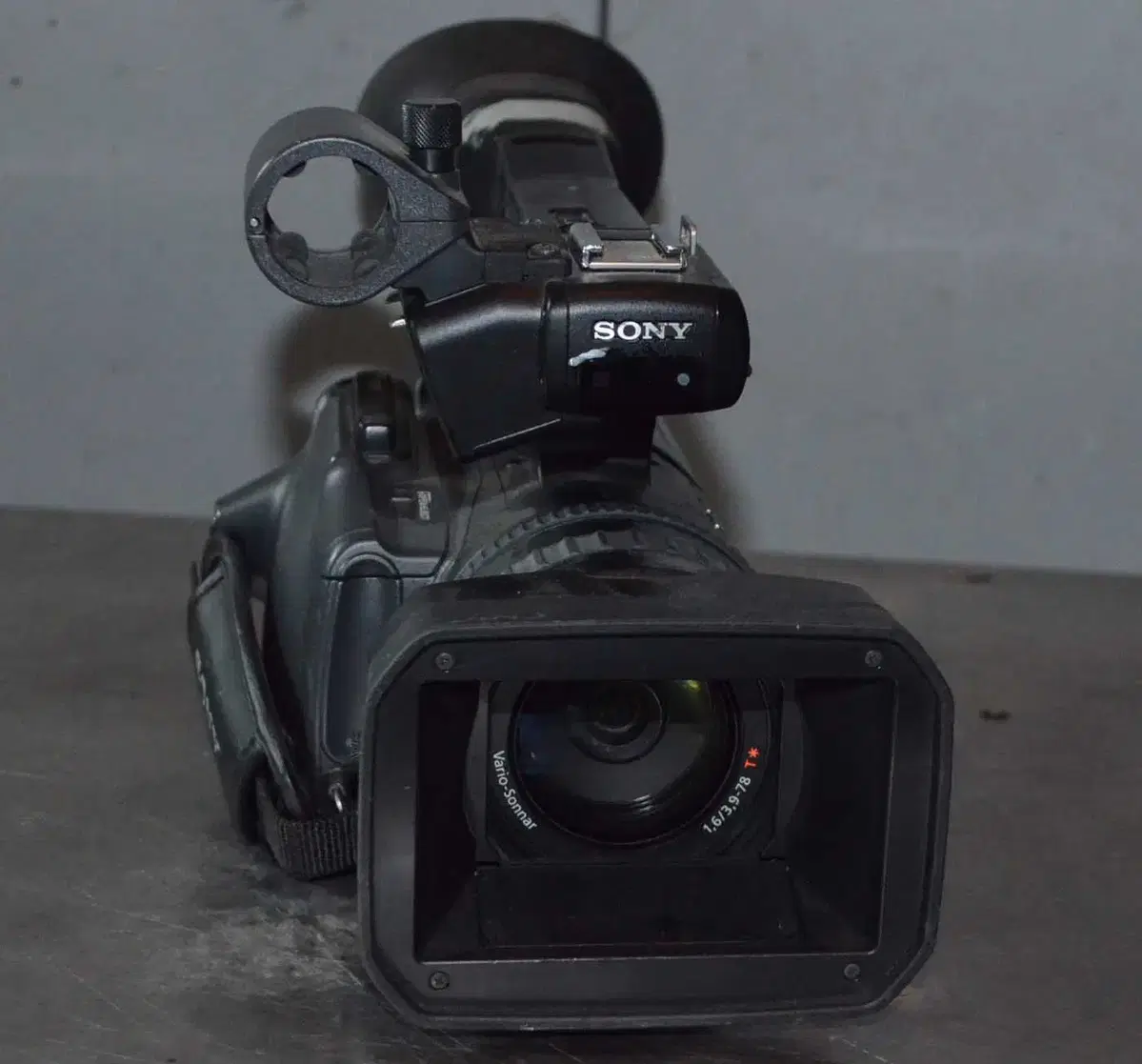 Sony HVR-V1N HDV Video Camera