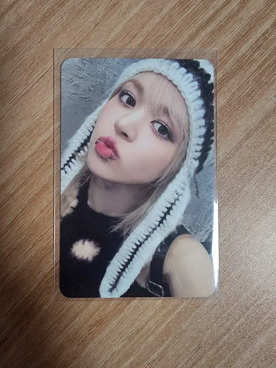 nmixx lily photocard