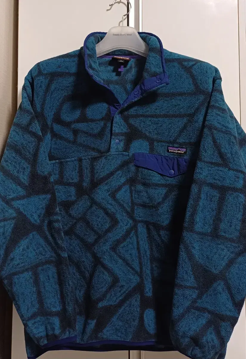 [L] Patagonia Sinchilla Snapty Shale Navy Bloo