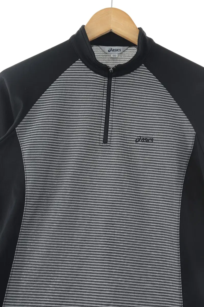 (L) Asics kara Long Sleeve T-Shirt Black Stripe Slim Fit-1053B