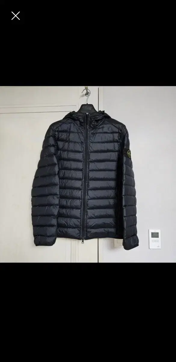 Stone Island Room Weave Chambers R-Nylon Down-TC Lightweight Hooded Jacket