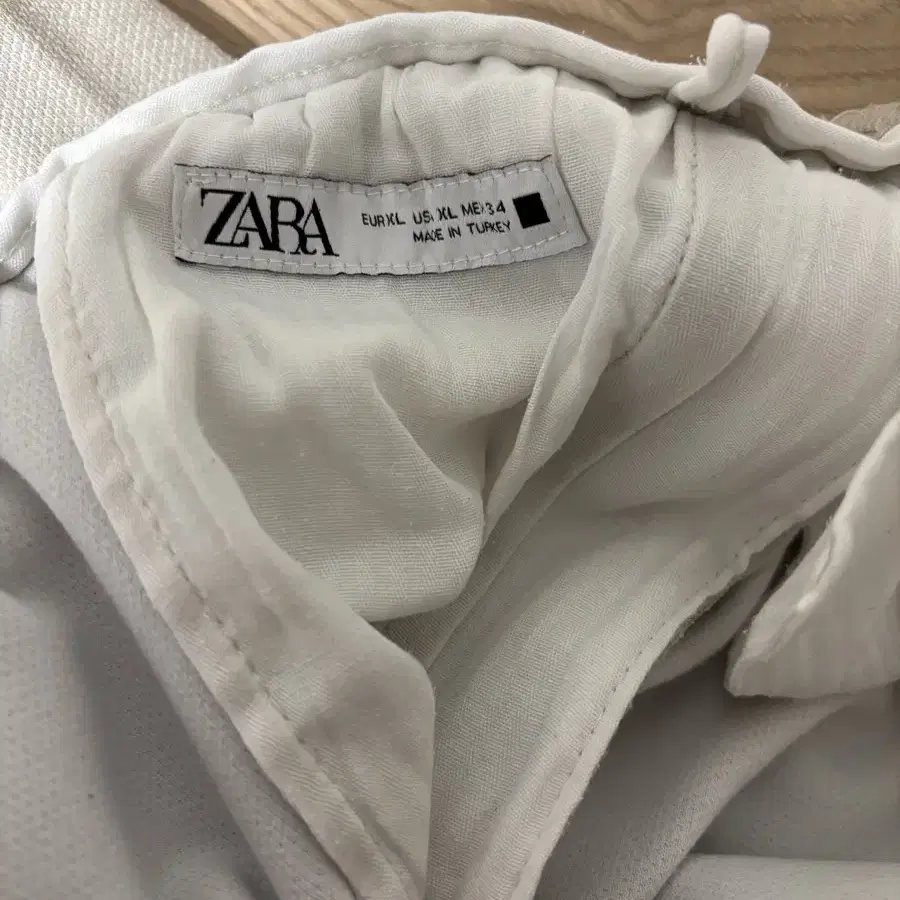 Zara 바지 XL