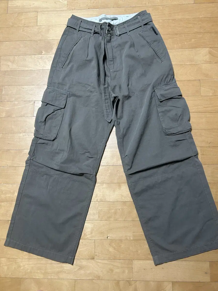 Polyester belted cargo pants olive-grey 3