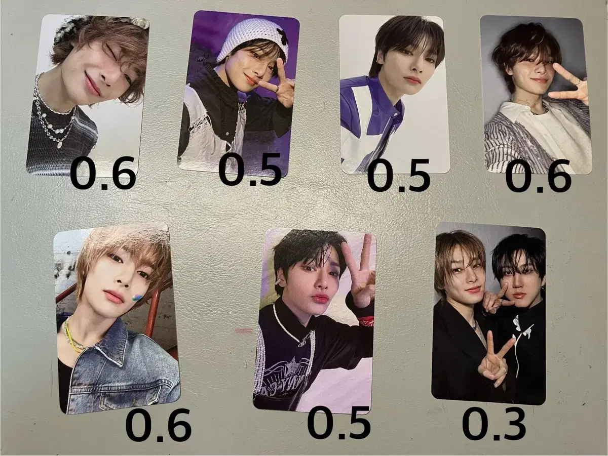 straykids bang chan, lee know, changbin, hyunjin, han, felix, i.n photocard