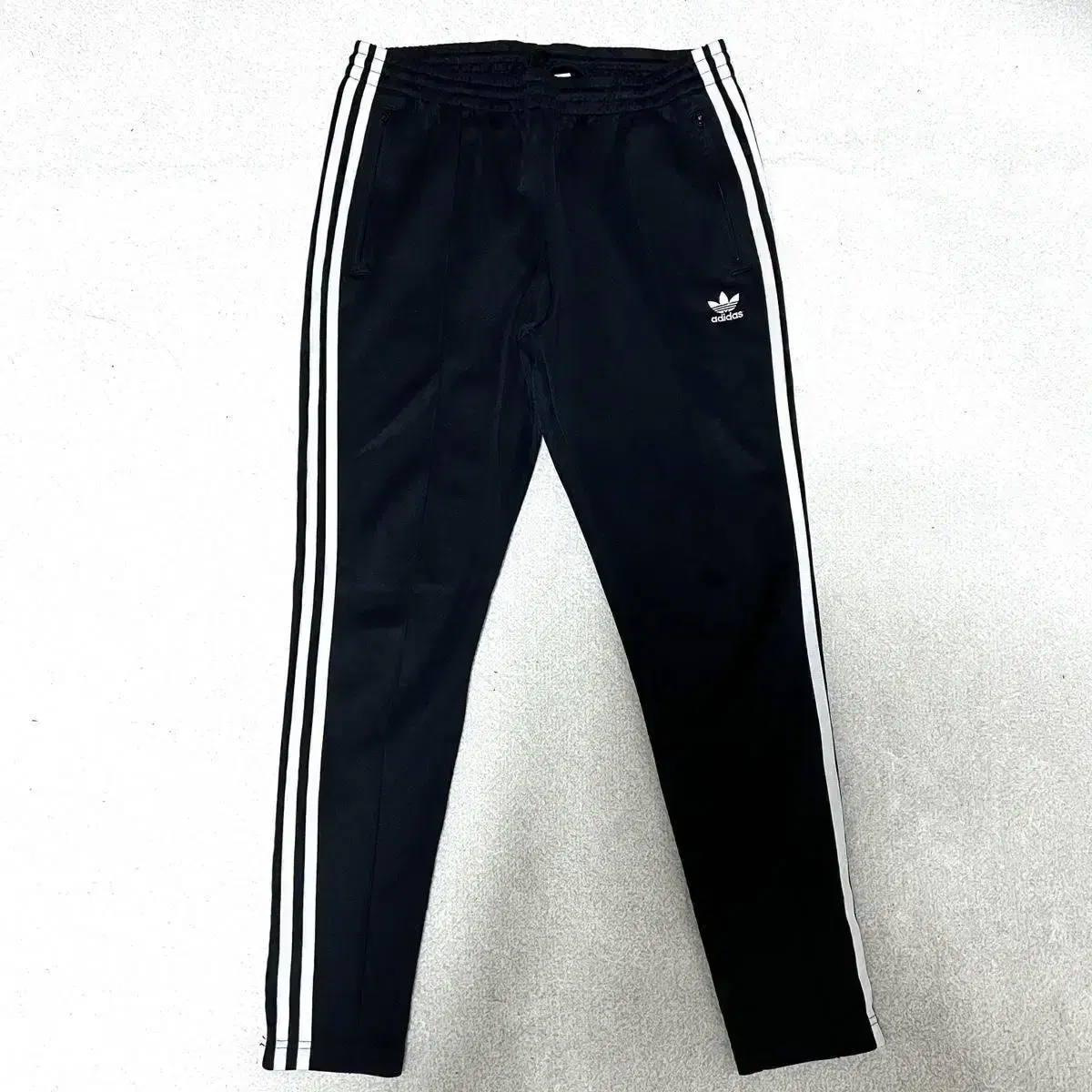 [M,95] Adidas Superstar Samsun Pants Black White