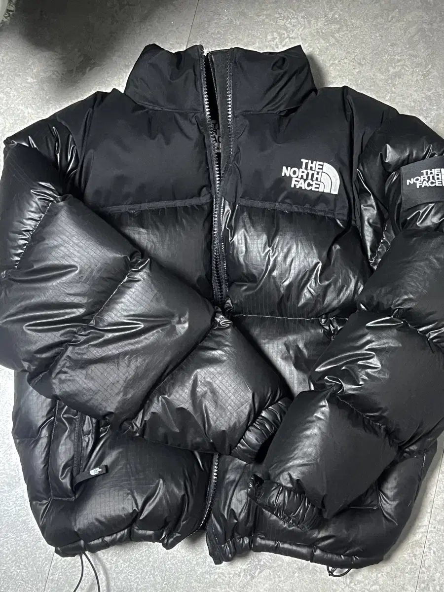 The North Face White Belle Black Glossy Padded M