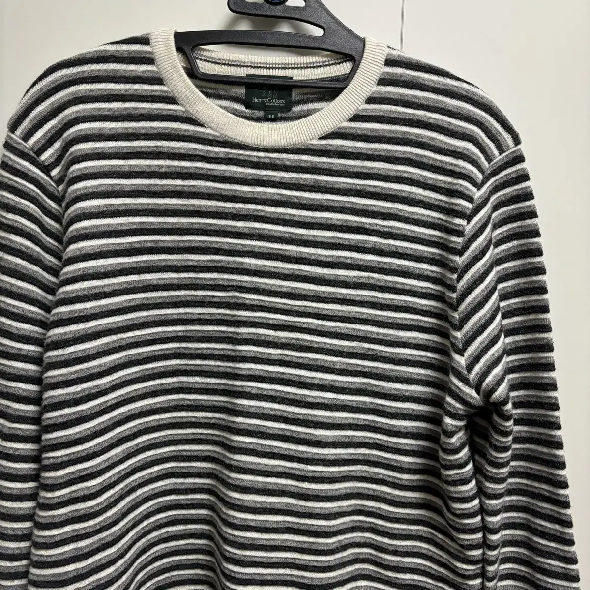 100% cotton modern round neck sprite knit