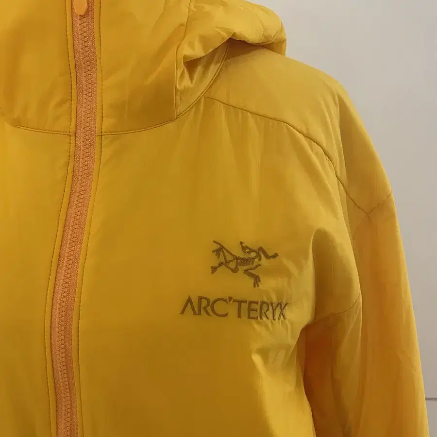 Arcteryx 아크테릭스 새상품 M 아우터