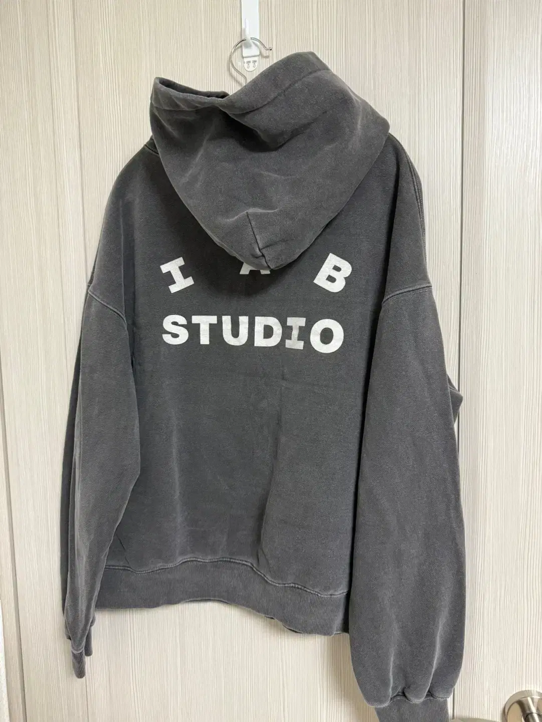 [L] iAppstudio Pigmented Hoodie Black