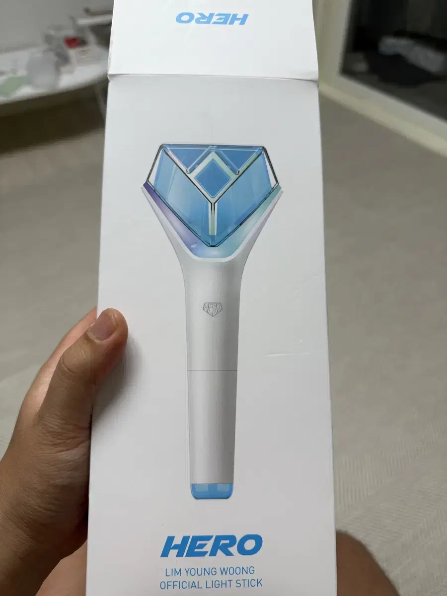 Youngwoong Lim lightstick sells new