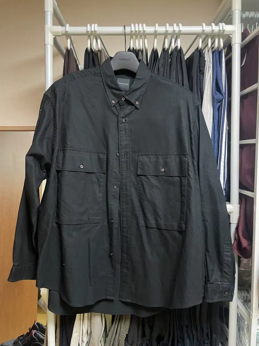 1) Shape Shirt Black