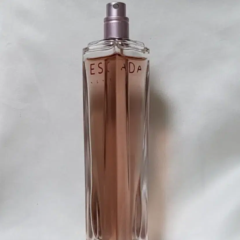 에스까다 센티먼트  EDT 50ml 향수