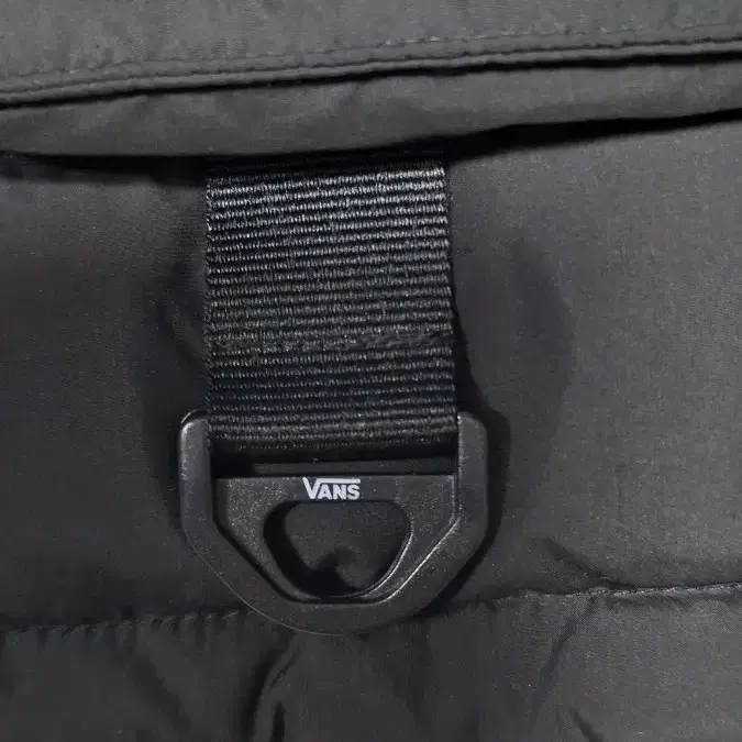 반스 VANS 여성 다운자켓 숏패딩 M 오버핏 55~66