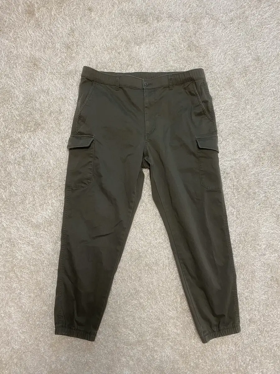 Uniqlo Cargo Jogger Pants XL Khaki