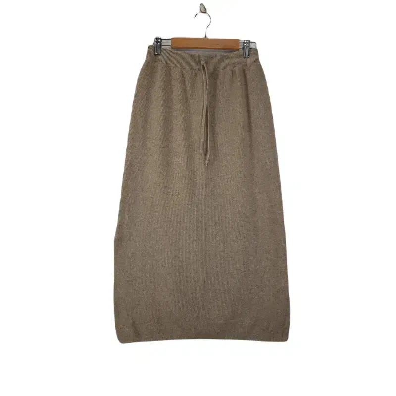 E8792 Women's FREE Beige H-Line Knit Long Skirt/Dirk