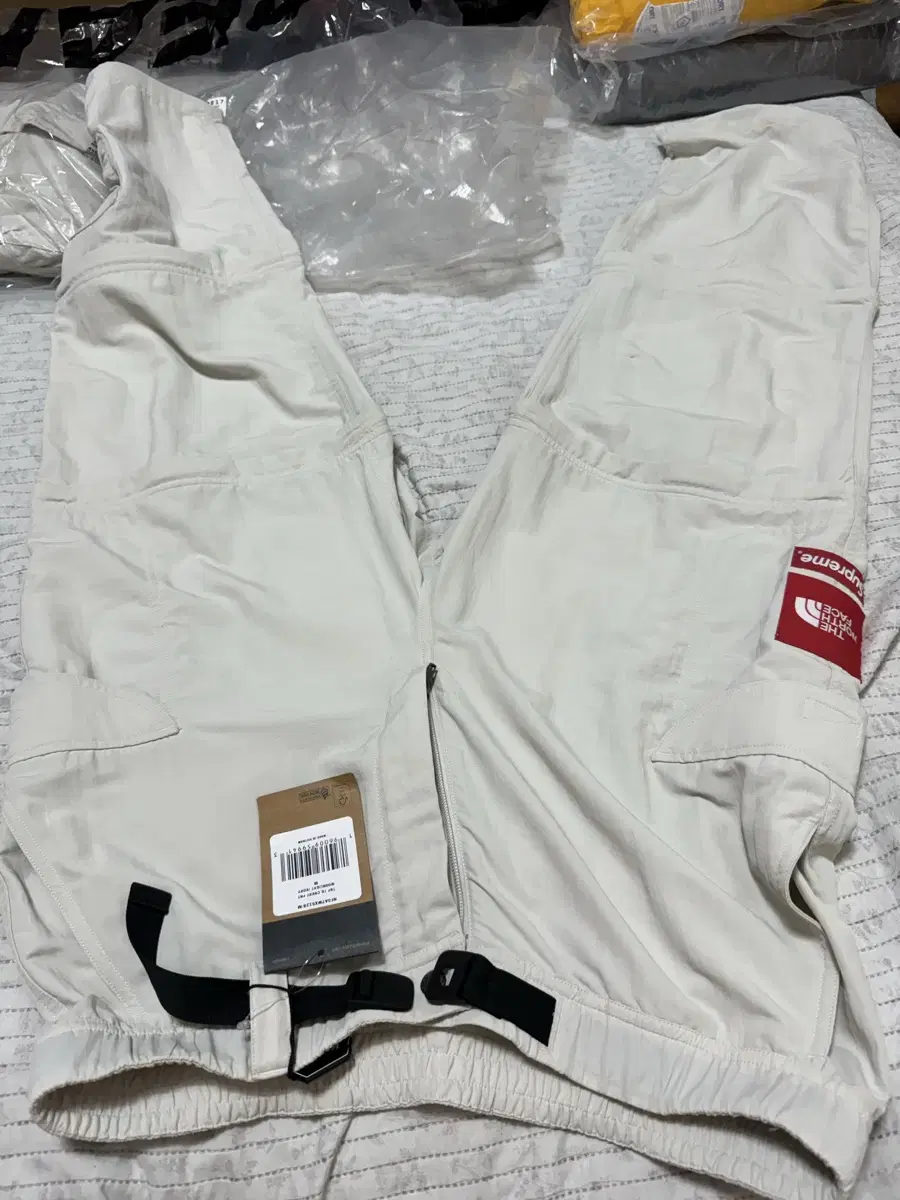 Supreme x The North Face Trekking Zip-off Belted Pants Stone - 22SS Waist32