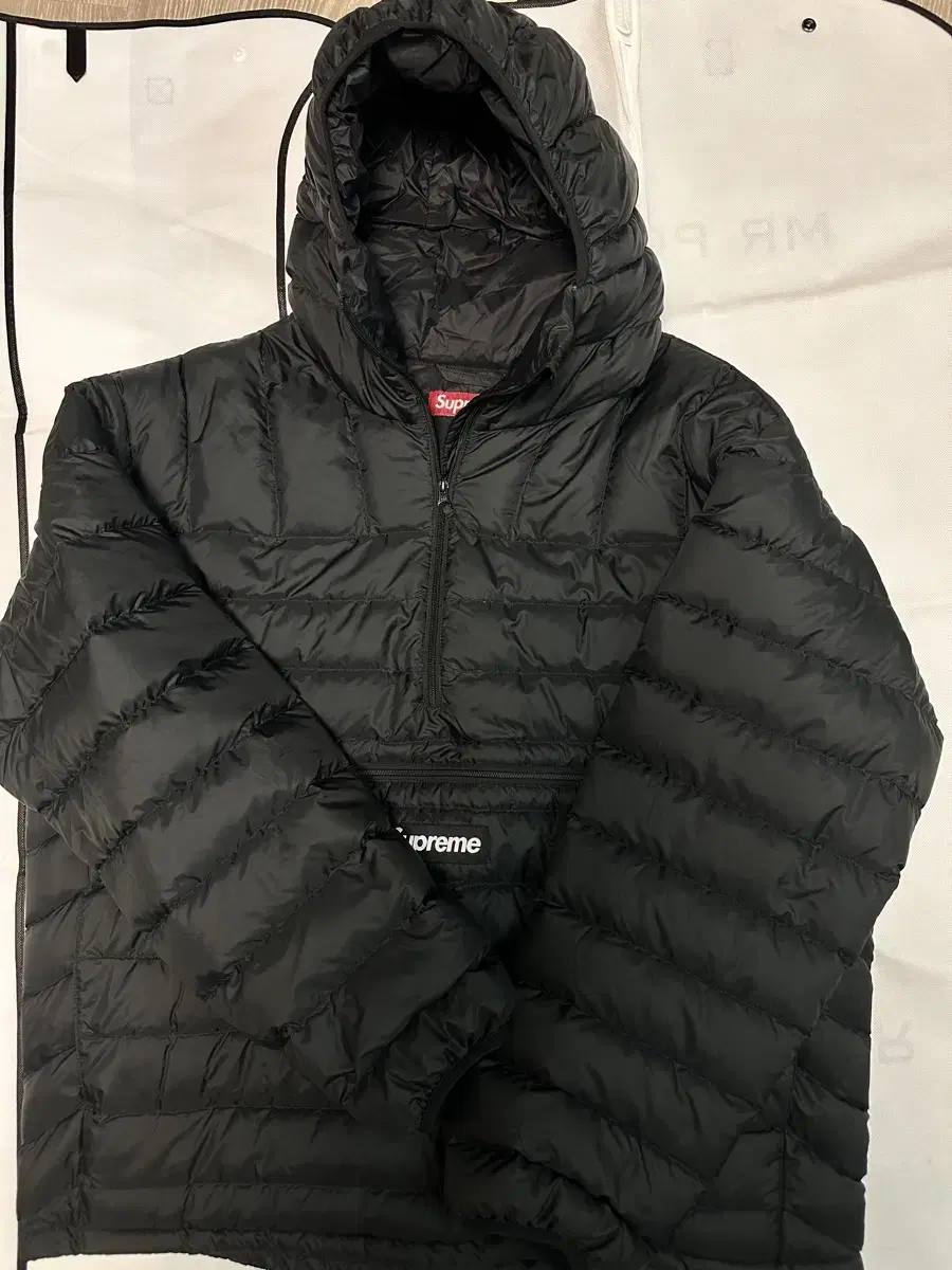 Supreme Hooded Padded 23fwSize L without padded hood