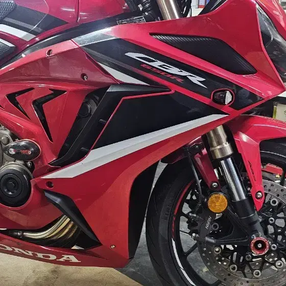 혼다 cbr650r 21년식 사고차 오토바이넘겨요